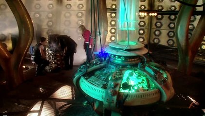 Doctor Who - S 1 E  13 - The Parting of the Ways
