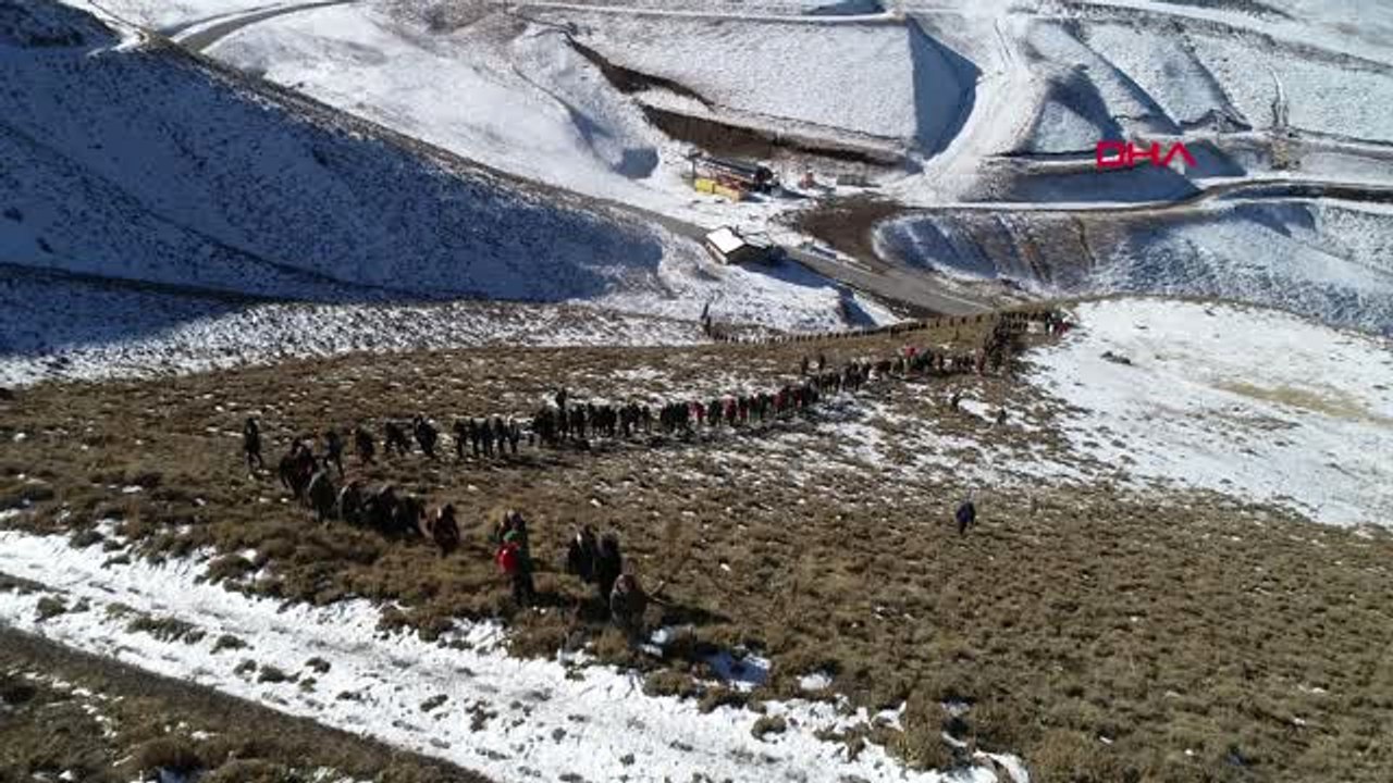 Erzurum Palandöken'in Zirvesine 'Cumhuriyet Tırmanışı'