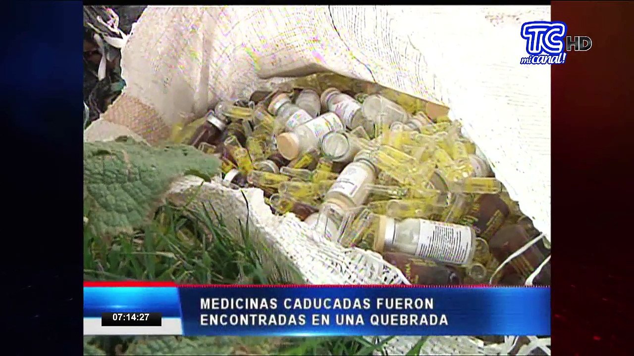 Medicinas caducadas fueron encontradas en una quebrada en el norte de Quito
