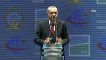 Cumhurbaşkanı Recep Tayyip Erdoğan, yeni havalimanının adının 'İstanbul' olduğunu açıkladı.