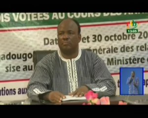 RTB/Le Ministère de la communication et des relations avec le parlement a réuni plusieurs département ministériel pour le suivie réglementaire des lois adoptées par l’assemblé nationale en 2016
