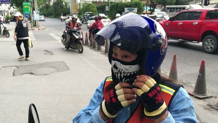 التايلانديات يقتحمن عالم قيادة دراجات الأجرة في بانكوك