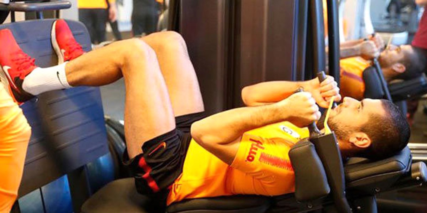 Galatasaray'da Serdar ve Eren Düz Koşulara, Feghouli ve Onyekuru İstasyon Çalışmalarına Başladı