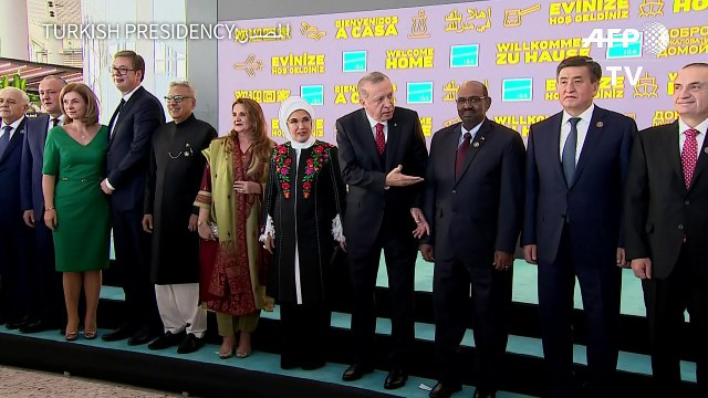 الرئيس التركي رجب طيب اردوغان يفتتح مطارا جديدا في اسطنبول