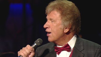 Bill & Gloria Gaither - America Medley
