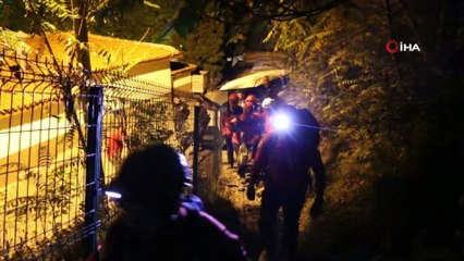 Spil Dağı’nda mahsur kalan öğrenciler 6 saat sonra kurtarıldı