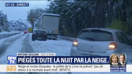 Download Video: Ces automobilistes sont toujours bloqués par la neige ce matin sur la RN88, entre la Loire et la Haute-Loire