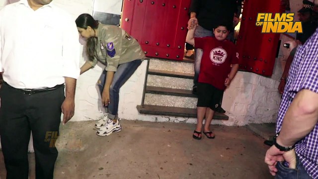 Drunk Gauri Khan act's ridiculous in public at Corner House | Bollywood | News & Gossips