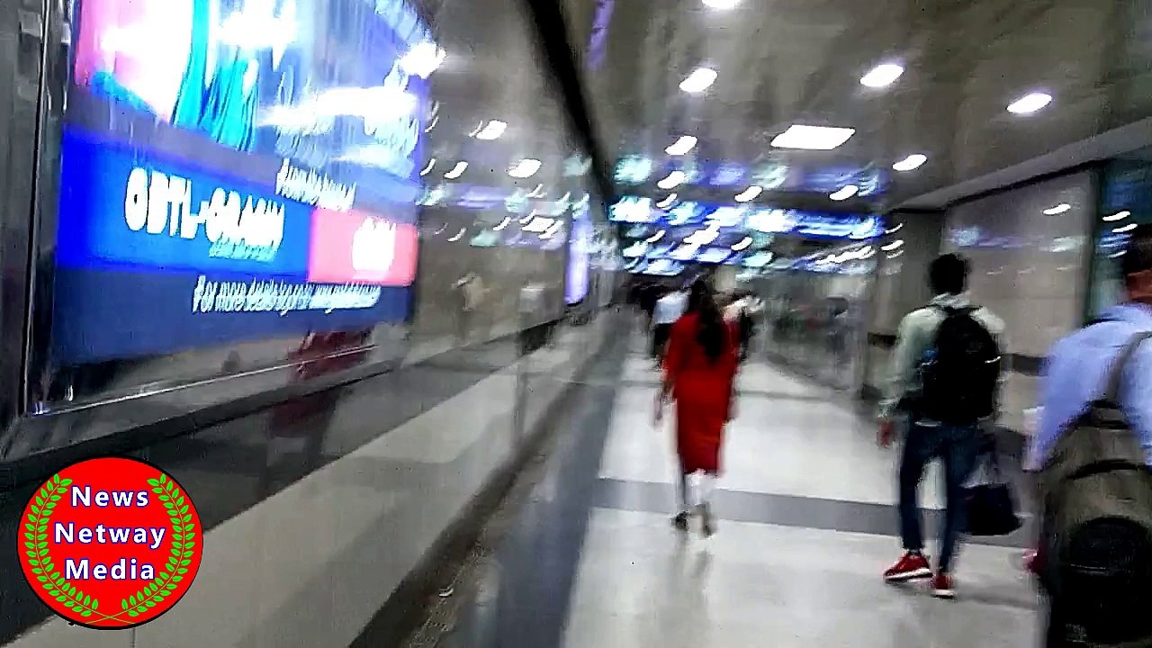 Chandni Chowk Metro Station to Old Delhi ( India ) Railway Station