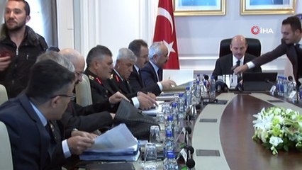 İçişleri Bakanı Soylu:  'Sosyal medyada 'böyle bir şey olur mu?' dendi ama paylaşılan fotoğraflar ve videolar yanlış'