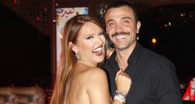 Demet Akalın'ın Okan Kurt Dövmesine Verdiği Cevap Şaşırttı: Duruyor Ne Olacaktı