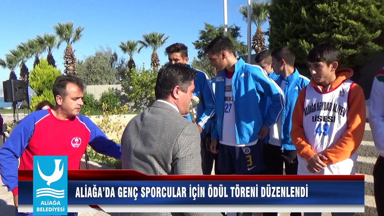 ALİAĞA’DA GENÇ SPORCULAR İÇİN ÖDÜL TÖRENİ DÜZENLENDİ