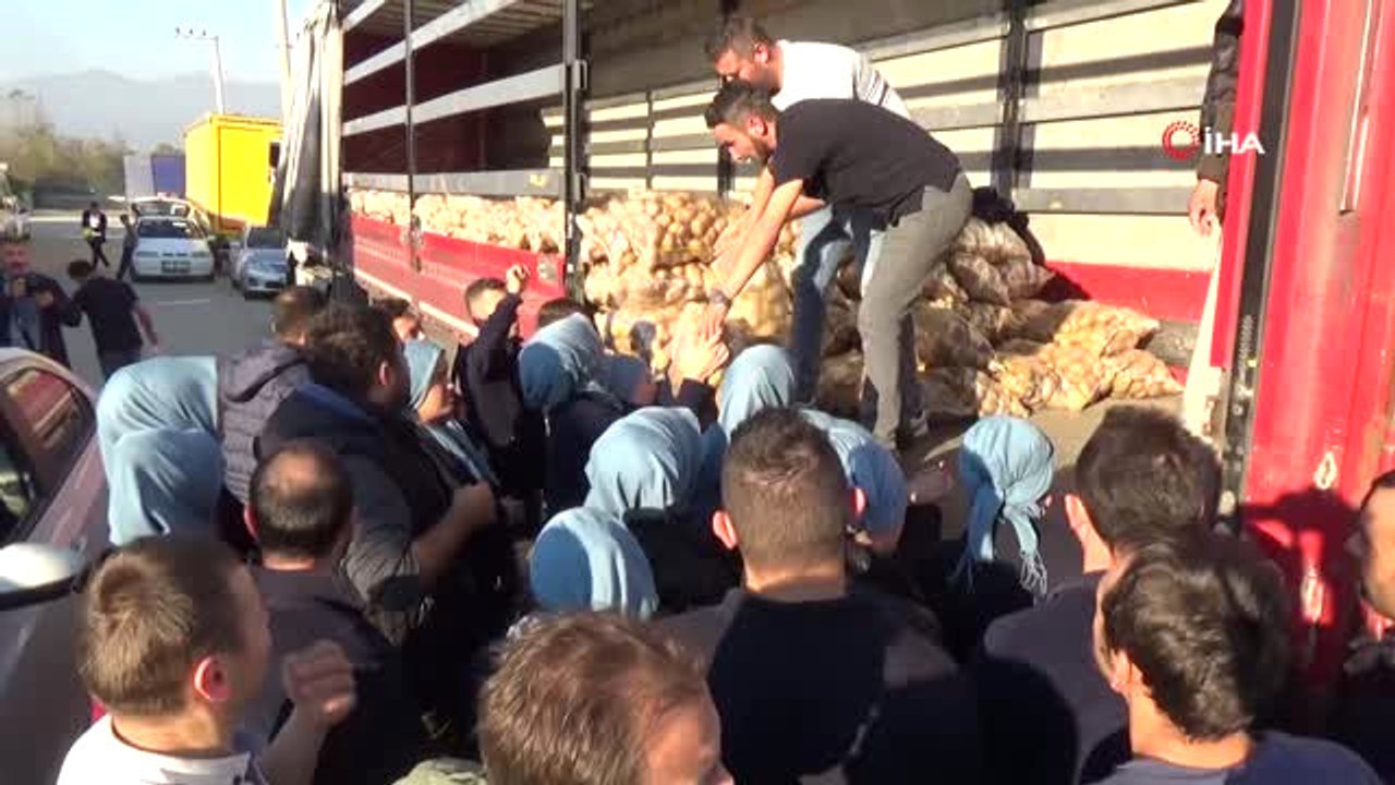 50 Kuruşa Satılan 120 Ton Patates Dakikalar İçinde Tükendi
