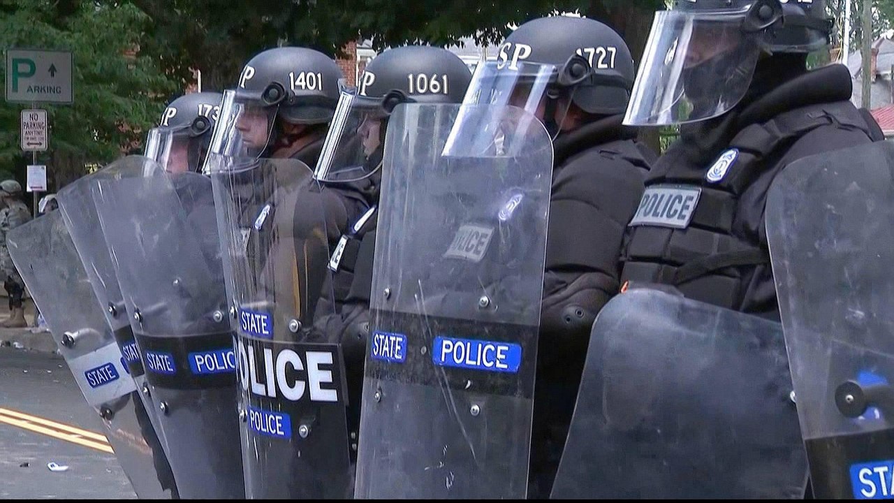 US hate crimes: White extremism on the rise