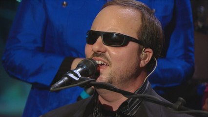 Bill & Gloria Gaither - Mercy Walked In