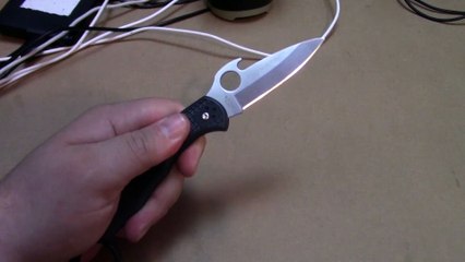 Spyderco Delica 4 Emerson Opener Identification