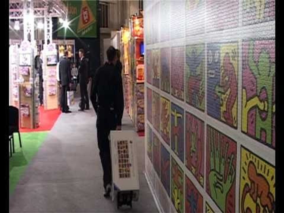 The Worlds Biggest Jigsaw at the London Toy Fair 2011