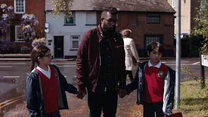 The Reluctant Lan  ord S01E01
