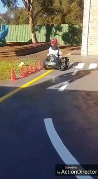 4yo driving/drifting sensation! Aka Drift Kid.