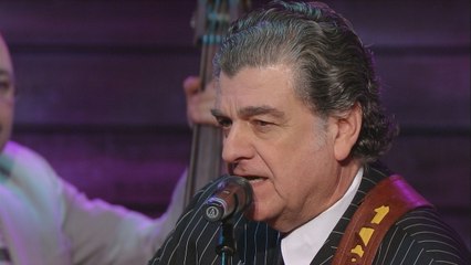 Bill & Gloria Gaither - Jesus Walks Ahead Of Me
