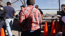 Policía de EEUU entrena en la frontera ante llegada de migrantes