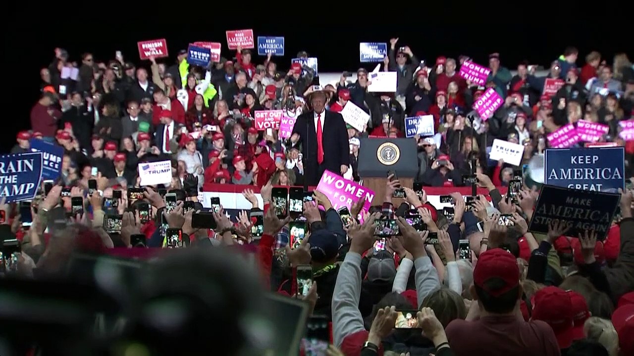 Kampf gegen Wahlmanipulation im 'War Room' von Facebook