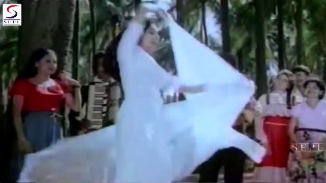Babu (1985) - Bollywood Evergreen Romantic Love Song - Ae Hawa Mere Sang Sang Chal (Lata Mangeshkar, Rajesh Khanna, Hema Malini, Mala Sinha, Rati)