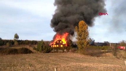 Bolu Yanan Evlerini Gözyaşları İçinde İzlediler