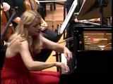 Lady Playing Classical - Elaph - عنف عازفة جميلة