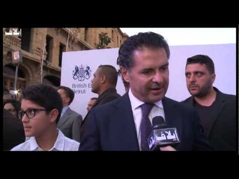 راغب علامة يجمع الأديان والألوان في وسط بيروت