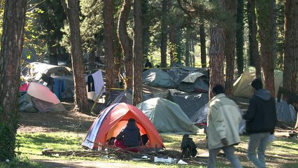 Crisis looms as Bosnia races to shelter migrants before winter