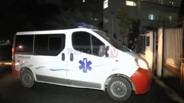 Report Tv-Mbërritja e trupit të Kacifas në Tiranë