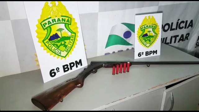 Dois são detidos com espingarda e munições