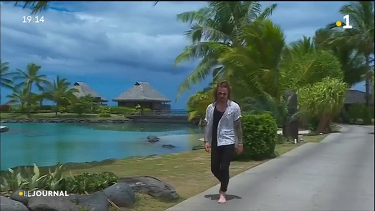 Julien Doré veut nager avec les baleines