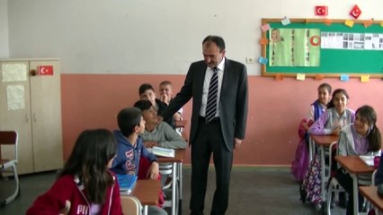 - Öğrencilerin mektupla gelen mutluluğu