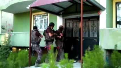 Teröristlerin eylemlerde kullanacağı silah ve mühimmatlar ele geçirildi