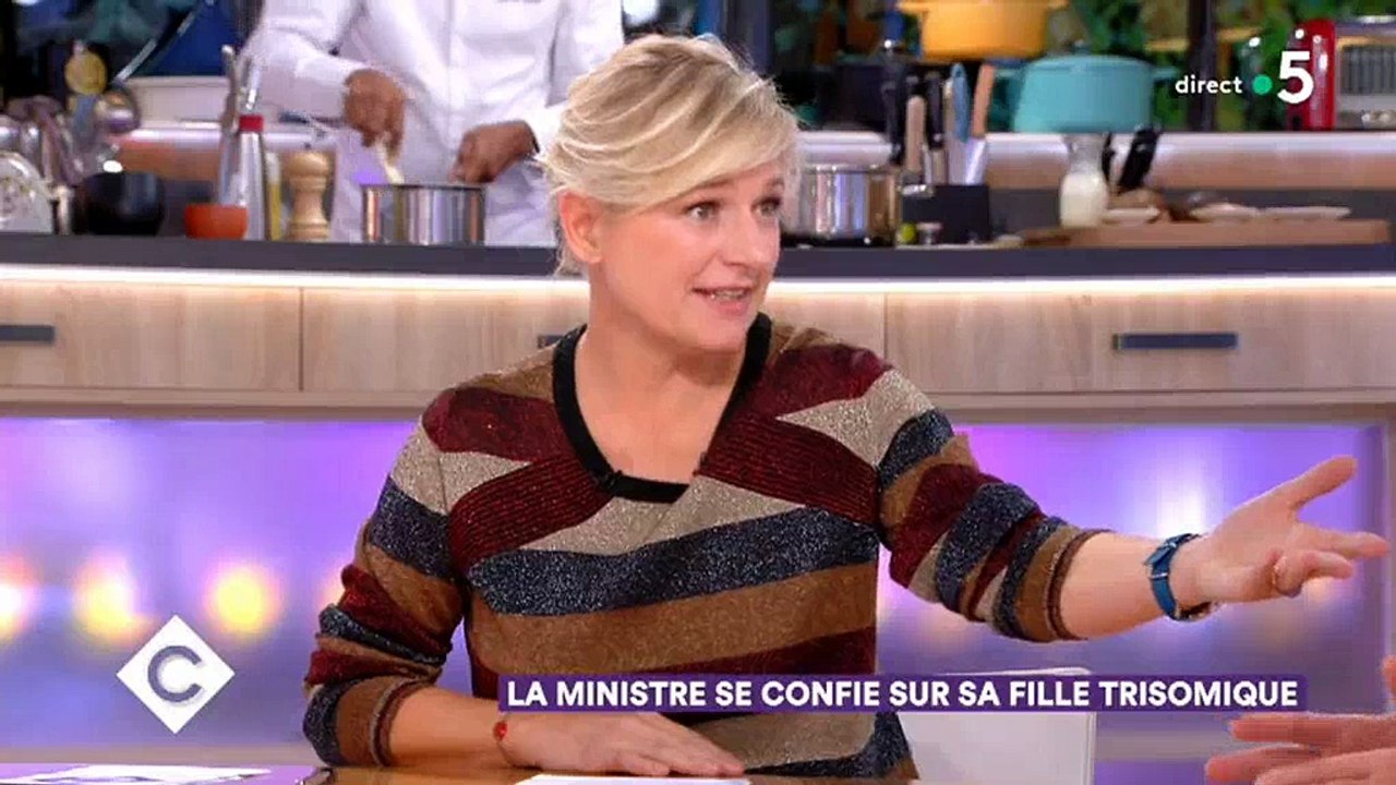 Sophie Cluzel se confie sur la trisomie de sa fille et la colère ressentie quand elle l'a appris - Regardez