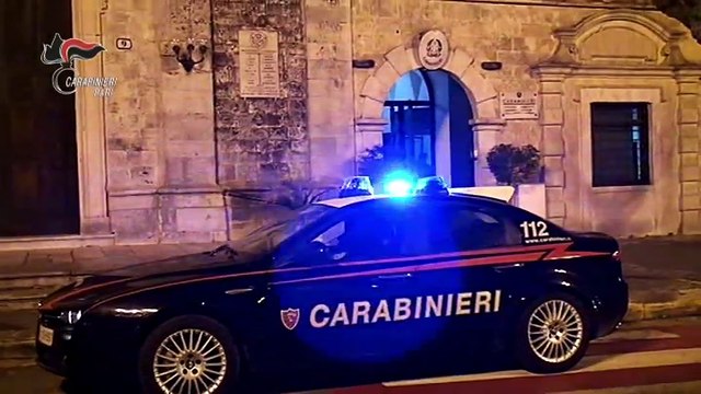 GIOIA DEL COLLE (BA). Individuati ed arrestati dai Carabinieri, grazie al D.N.A., i due autori della rapina avvenuta il 14 dicembre 2016 all’interno della gioielleria “Blu Spirit” della Galleria Auchan di Casamassima.