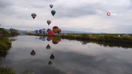 Japonya'da Rengarenk Balon Festivali