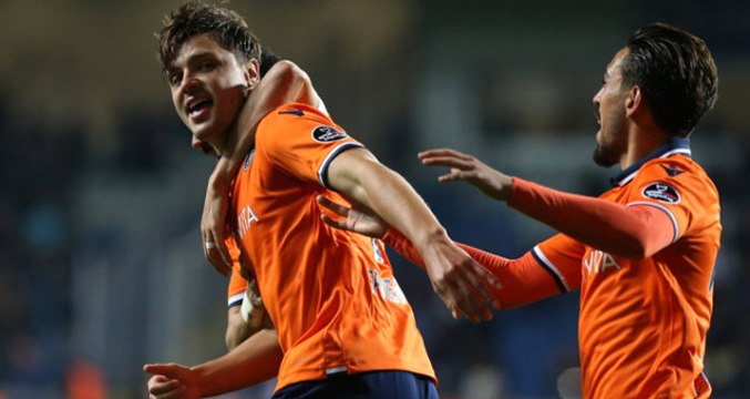 Son Dakika! Medipol Başakşehir, Evinde Beşiktaş'ı Tek Golle Geçti