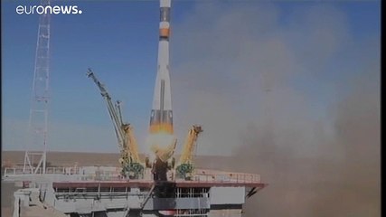 Vaivém Soyuz sofreu "falha num dos reforços laterais"
