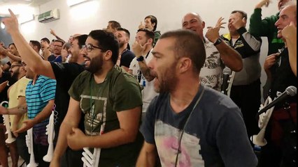 Asier Antona, primer político en visitar a los grupos del Carnaval de Santa Cruz