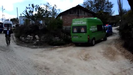 Baba Tartıştığı Oğlunu Öldürdü