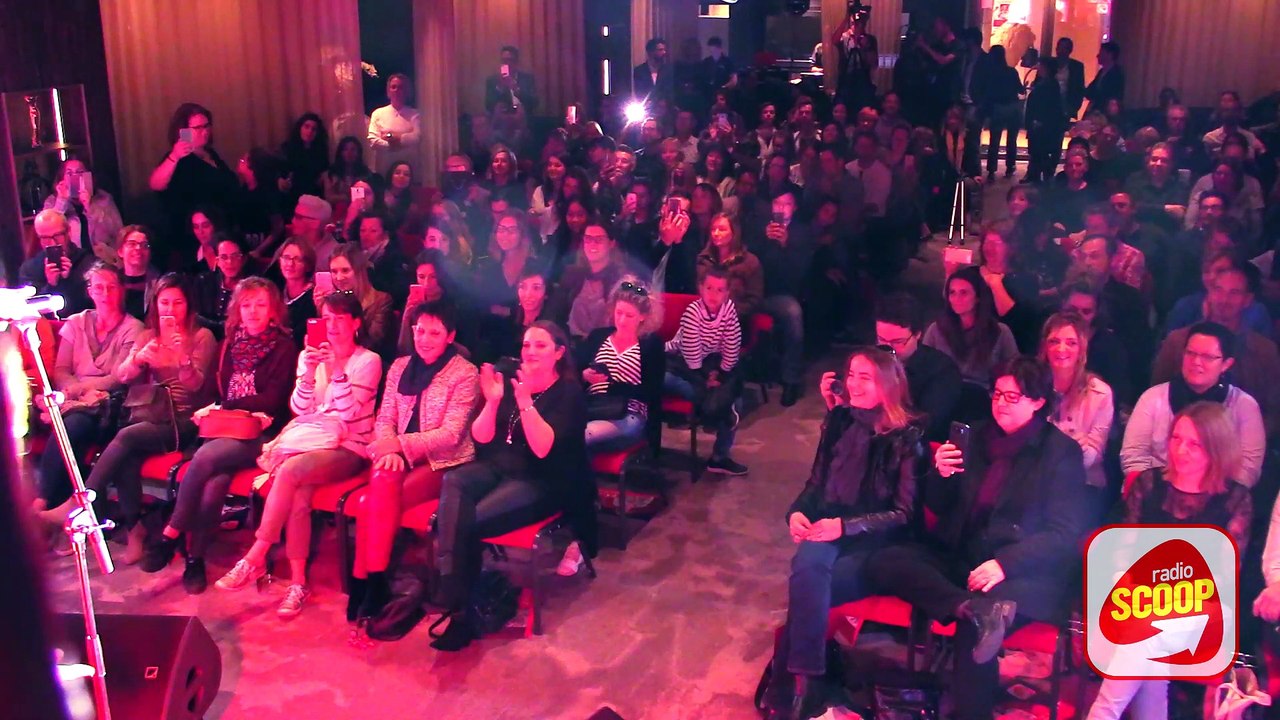 Zazie Je suis un homme / Live Radio SCOOP Vidéo Dailymotion