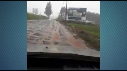 Moradores pedem que Rua Serra da Mantiqueira seja asfaltada