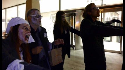 Des zombies s’en prennent aux banques bruxelloises