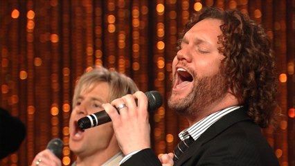 Bill & Gloria Gaither - When I Survey The Wondrous Cross