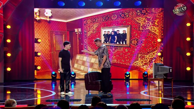 ПАРОДИЯ НА СЕМЬЮ ЗЕЛЕНСКИХ И Квартал 95 - Гостиница 72 и Виктор Сарайкин - Лига Смеха