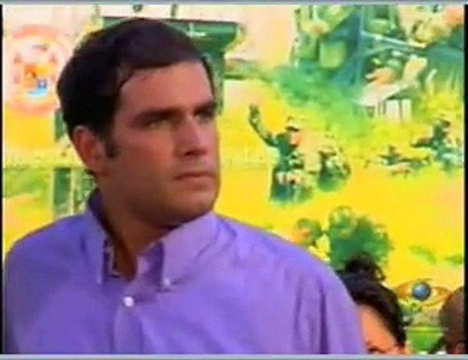 OYE BONITA cap  78 (Oswaldo Tapia)