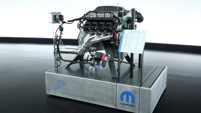 Hellephant 426 Supercharged Mopar Crate HEMI Engine